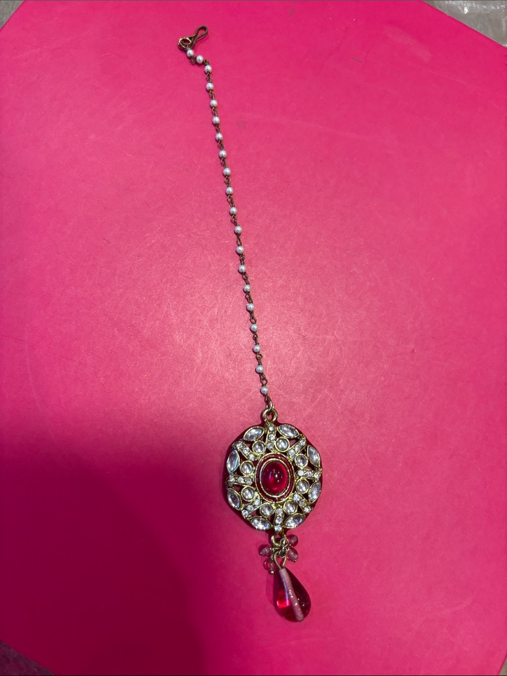 Vintage-Inspired Red Crystal Pendant Necklace - Women Jewelry